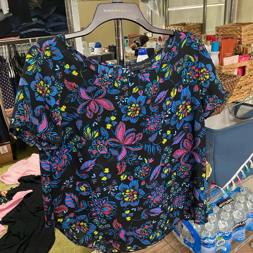 Floral Short sleeve Blouse